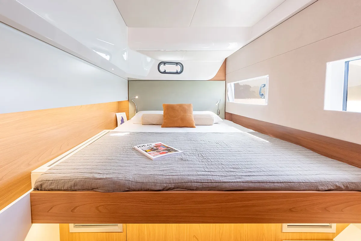 Catamaran cabin